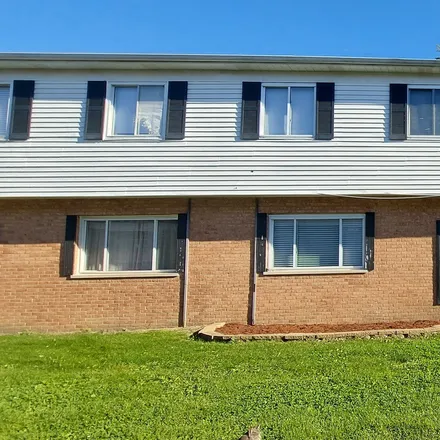 Buy this 3 bed townhouse on 1315 Monomoy Street in Aurora, IL 60506
