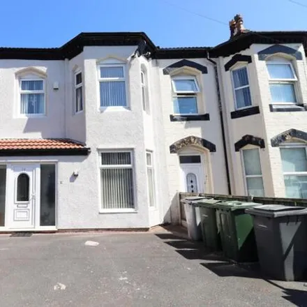 Buy this 4 bed house on GROVE RD/ROCK FERRY LIBRARY in Grove Road, Birkenhead
