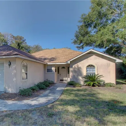 Rent this 3 bed house on 1307 Demere Road in Demere Park, Saint Simons