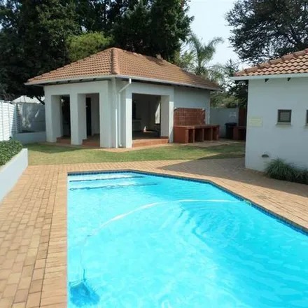 Rent this 2 bed apartment on unnamed road in Groenkloof, Pretoria