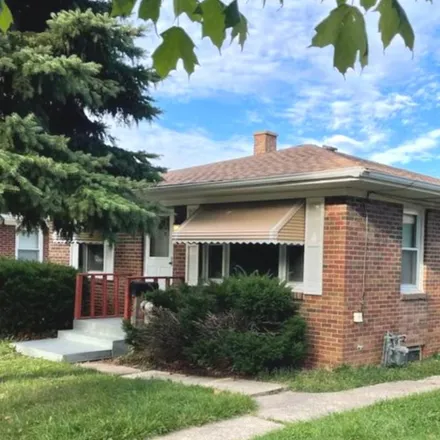 Buy this 2 bed house on 1212 Highland Avenue in Raynor Park, Joliet