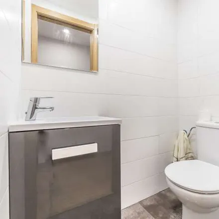 Rent this 4 bed apartment on Carrer de Berenguer Montoliu in 20, 46011 Valencia