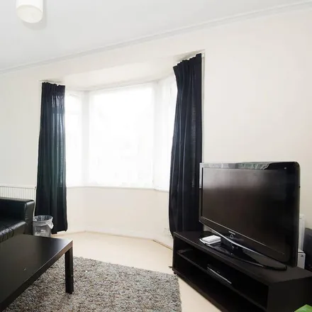 Rent this 2 bed house on Newlands Road in London, SW16 4ST