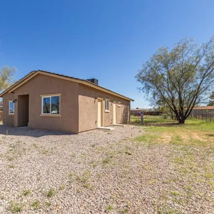 Buy this 3 bed house on 9397 South Vicki Drive in Pima County, AZ 85736