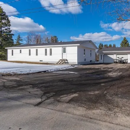 Image 4 - 13 Three Barn Road, Madawaska, Aroostook County, ME 04756, USA - Apartment for sale