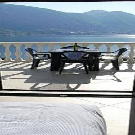 Rent this 2 bed apartment on 85339 Kotor