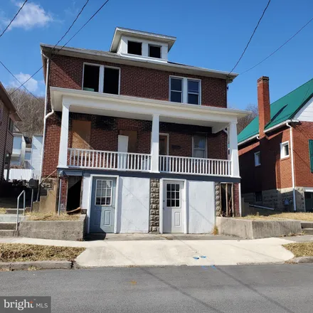 Image 1 - 616 Lincoln Street, Cumberland, MD 21502, USA - Townhouse for sale