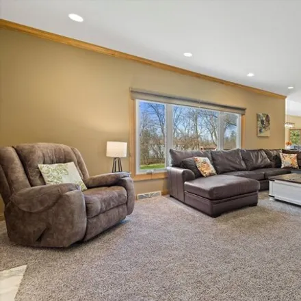 Image 7 - 4452 West Mequon Road, Mequon, WI 53092, USA - House for rent