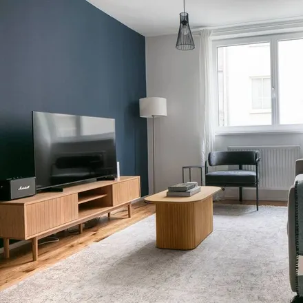 Rent this 3 bed apartment on 1080 Gemeindebezirk Josefstadt