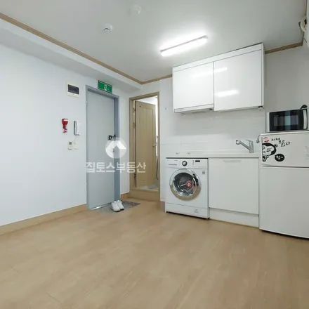 Image 3 - 서울특별시 광진구 군자동 348-4 - Apartment for rent