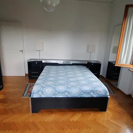 Rent this 5 bed apartment on Residenza Universitaria XXIV Maggio in Viale Ventiquattro Maggio, 53100 Siena SI