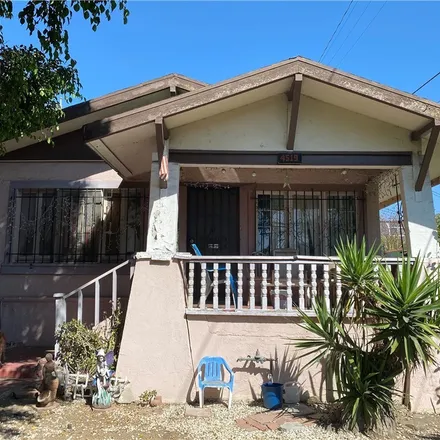 Buy this 3 bed house on The Lex in Lexington Avenue, Los Angeles
