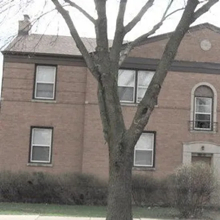 Rent this 2 bed house on 5133-5135 West Addison Street in Chicago, IL 60641