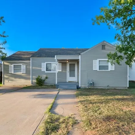 Buy this 3 bed house on 3018 Bickley Street in Abilene, TX 79605