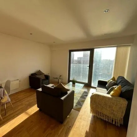 Image 2 - Alexandra Tower, 19 Princes Parade, Liverpool, L3 1BD, United Kingdom - Room for rent