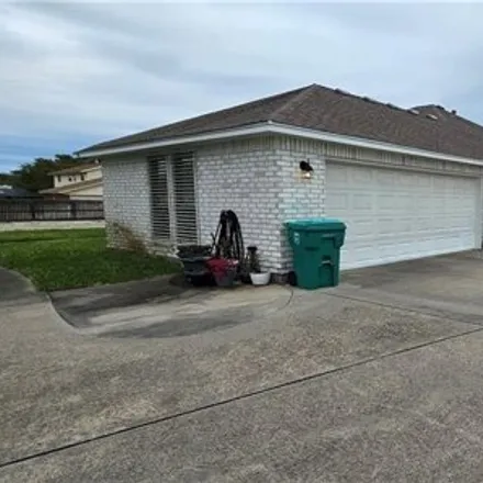 Image 2 - 1839 South Saunders Street, Country Estates Colonia, Aransas Pass, TX 78336, USA - House for sale