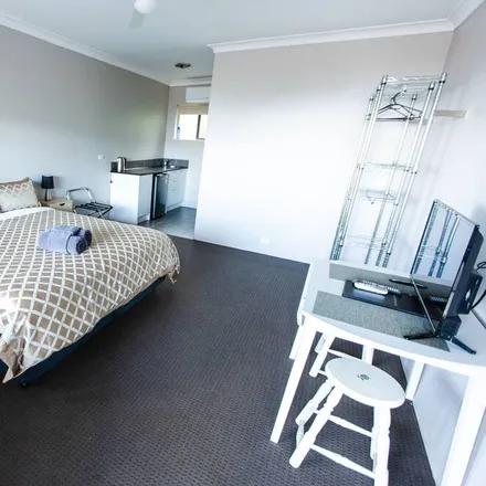 Image 6 - Kurrajong Heights NSW 2758, Australia - House for rent