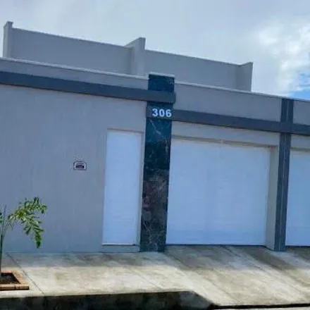Buy this 3 bed house on Rua Bacharel Geraldo Sepulvedo 304 in Engenheiro Luciano Cavalcante, Fortaleza - CE
