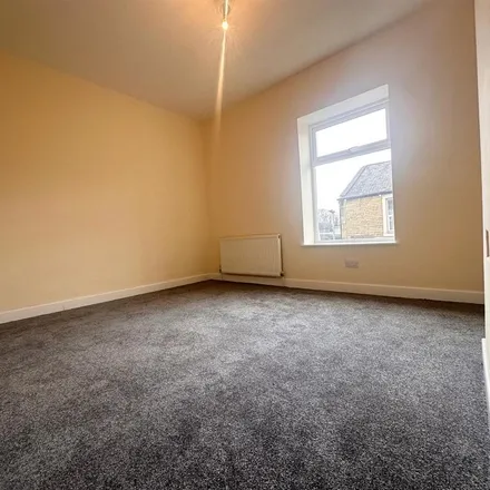 Rent this 3 bed apartment on Albert Street in Burnley, BB11 3DE