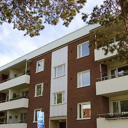 Rent this 2 bed apartment on Mellanparksgatan in 952 33 Kalix, Sweden