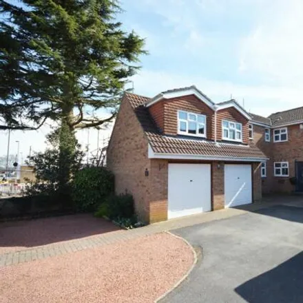 Buy this 5 bed house on Sally Barn Close in Court Farm Road, Oldland Common