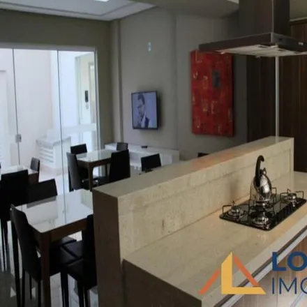 Buy this 2 bed apartment on Colégio Gaia in Praça Getúlio Vargas 194, Centro