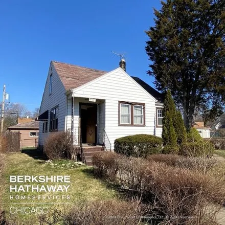 Buy this 4 bed house on Washtenaw Avenue in Evergreen Park, IL 60805