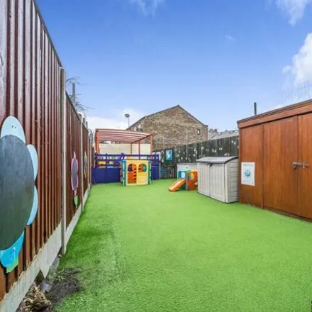 Image 8 - Clapton Girls' Academy, Laura Place, Lower Clapton, London, E5 0RB, United Kingdom - House for sale