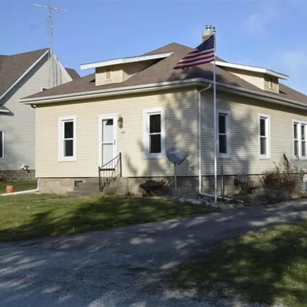 Buy this 2 bed house on 424 Pine Street in Adair, McDonough County