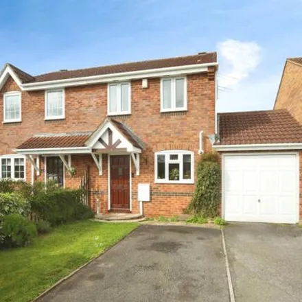 Buy this 3 bed duplex on 56 Farriers Green in Taunton, TA2 8PR
