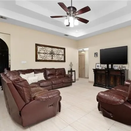 Image 3 - 1681 Trinity Road, Mission, TX 78572, USA - House for sale