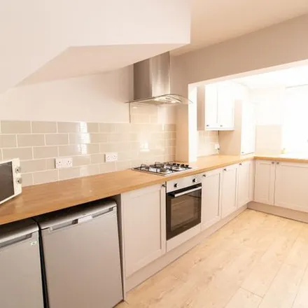Rent this 6 bed apartment on Jamieson Road in Liverpool, L15 3JD