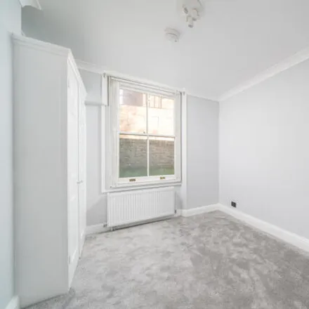 Image 9 - 24 Winchester Road, London, NW3 3NR, United Kingdom - Apartment for sale