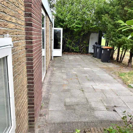 Rent this 3 bed apartment on Molenbroeklaan 5B in 2675 LH Honselersdijk, Netherlands