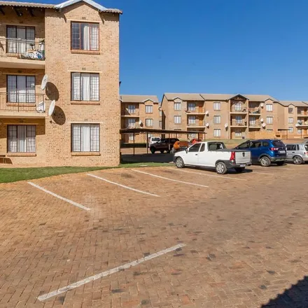 Image 3 - Rustig Avenue West, Terenure, Gauteng, 1621, South Africa - Apartment for rent