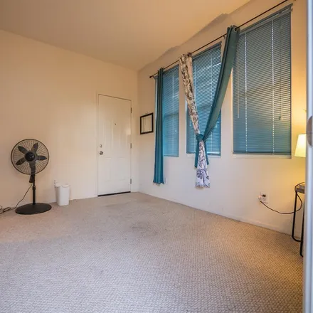 Image 3 - 2985 Breezy Meadow Circle, Corona, CA 92883, USA - Room for rent