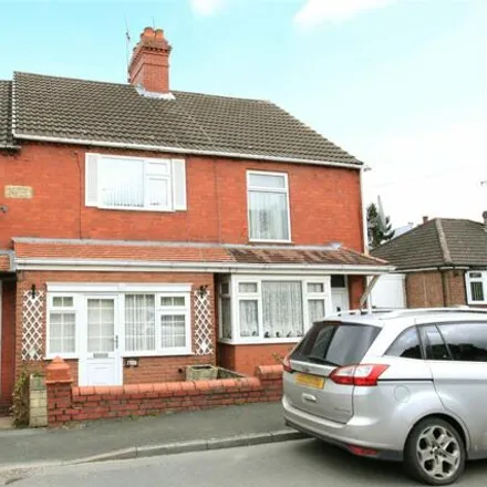 Buy this 2 bed townhouse on East Road in Ketley Bank, Oakengates
