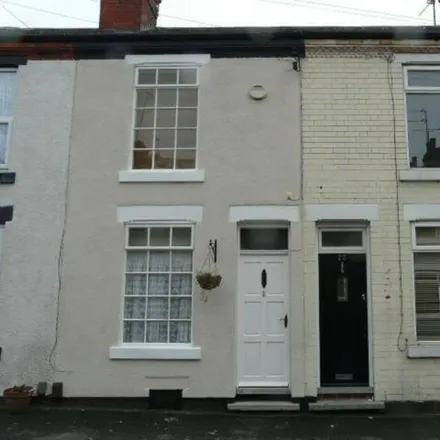 Buy this 2 bed townhouse on Lichfield Road in Nottingham, NG2 4GF