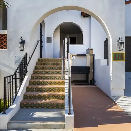 Rent this 3 bed apartment on 410 Arenoso Lane in San Clemente, CA 92672