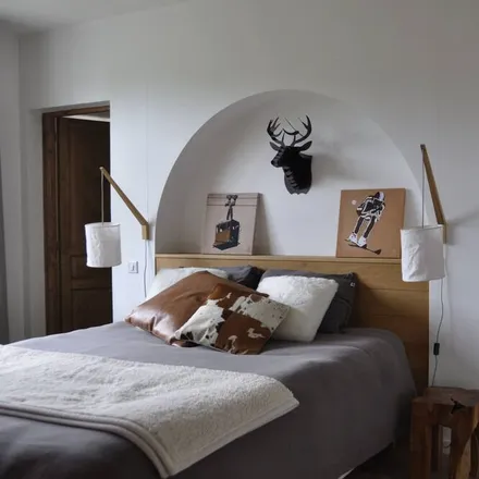 Rent this 3 bed apartment on 38250 Villard-de-Lans