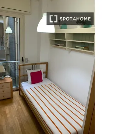 Rent this 4 bed room on Carrer de Montserrat in 5, 08001 Barcelona