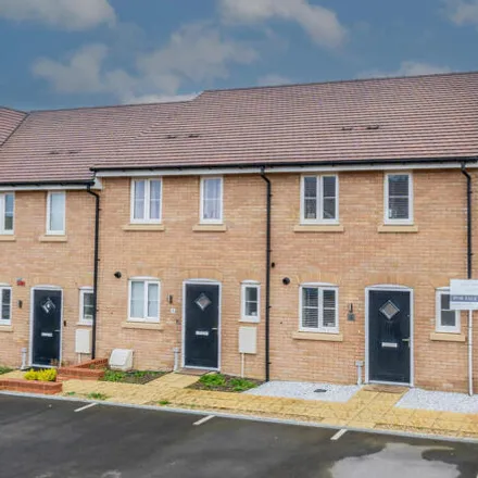 Buy this 2 bed duplex on Longships Drive in Bletchley, MK3 5RT