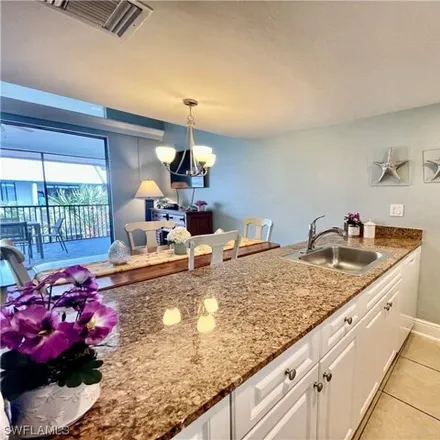 Image 3 - 3100 Tennis Villas, Captiva, Lee County, FL 33924, USA - Condo for sale