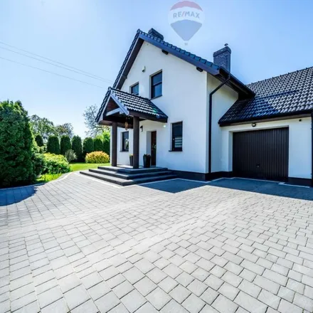 Buy this 5 bed house on Poznańska 10 in 62-023 Robakowo, Poland