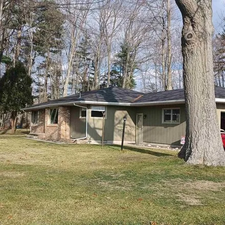 Image 3 - 1198 Margo Street, Tawas City, Iosco County, MI 48763, USA - House for sale