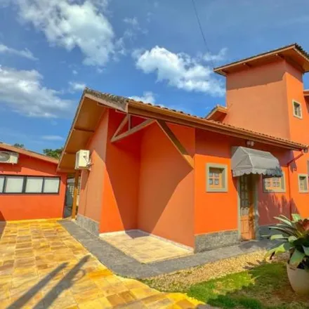 Buy this 3 bed house on Escola Municipal Professor Honor Figueira in Avenida Itamambuca 993, Praia de Itamambuca