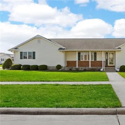 Buy this 3 bed house on 589 Horizon Drive in Tipton, IA 52772