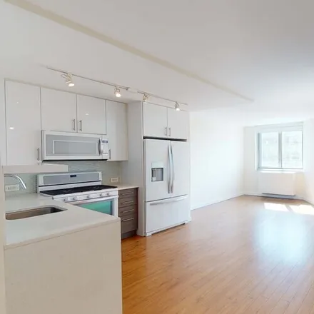 Rent this studio apartment on E 34th St 1st Ave