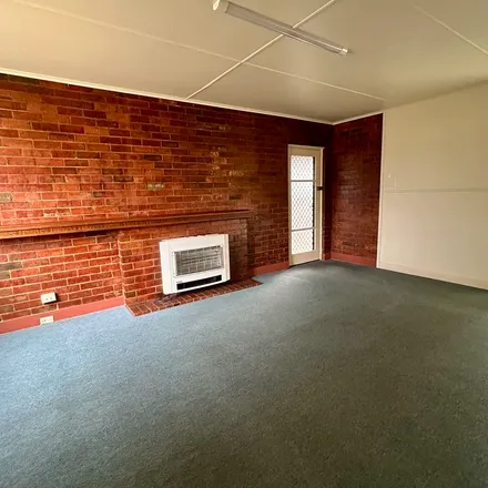 Rent this 1 bed apartment on Charcoal Chicken in Kempling Street, Devonport TAS 7310