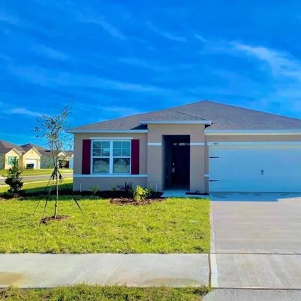 Rent this 3 bed house on 2099 Shoreland Drive in Auburndale, FL 33823